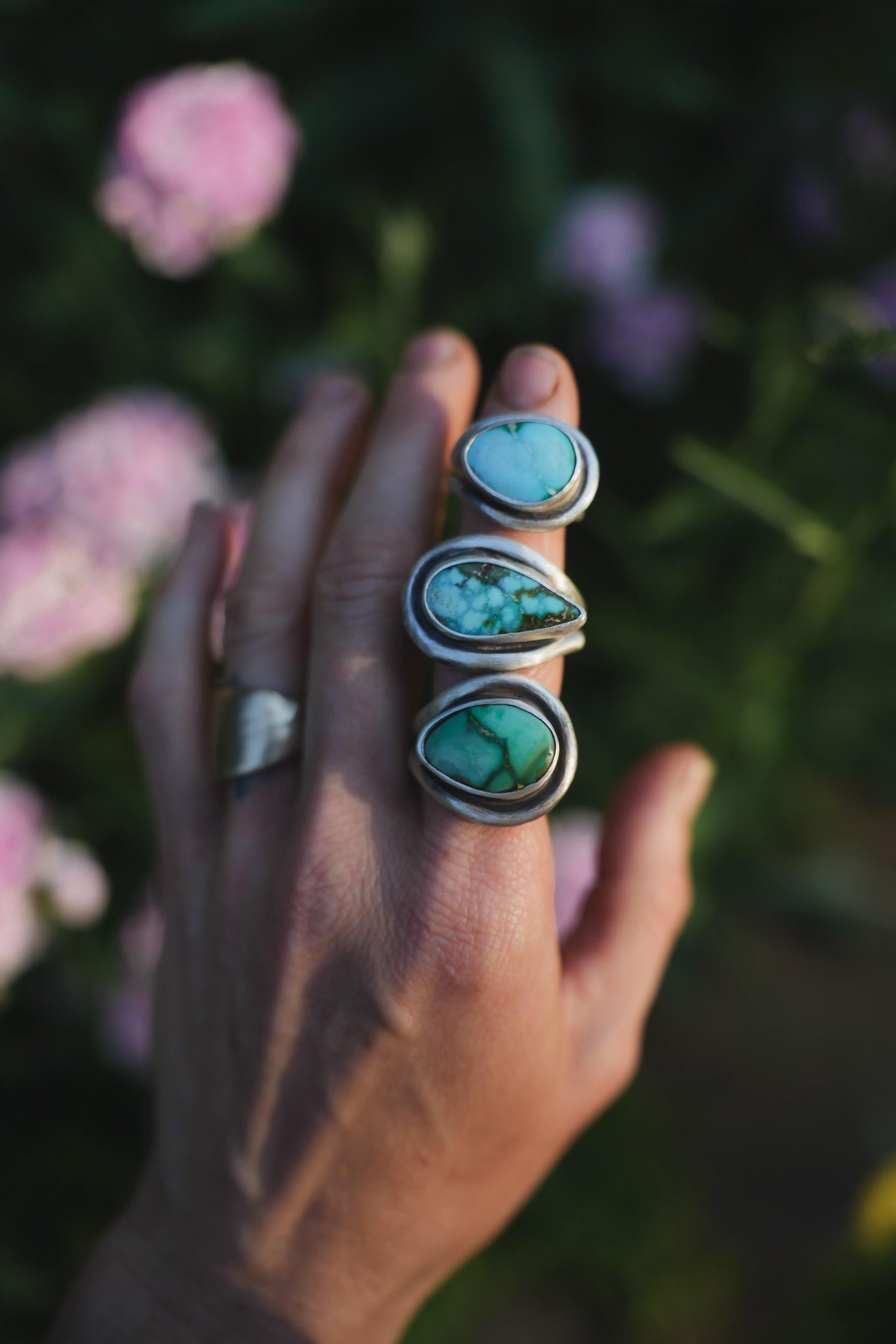 Embrace  Ring ~ Sterling Silver + Turquoise ~ Medium/ thick band ~ Size 7