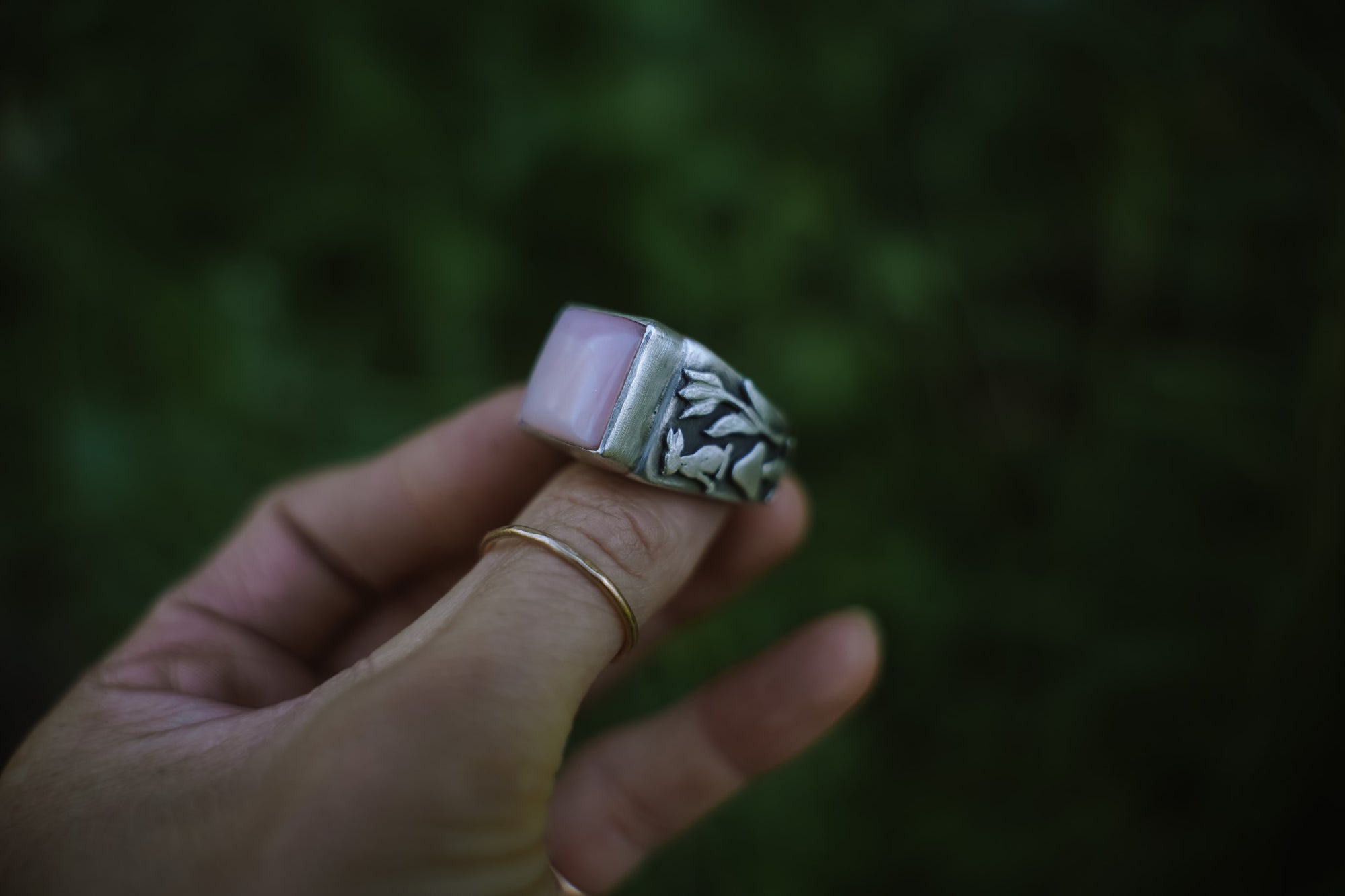 The Secret Garden Fable Signet Ring ~ Size 6.25/6.5